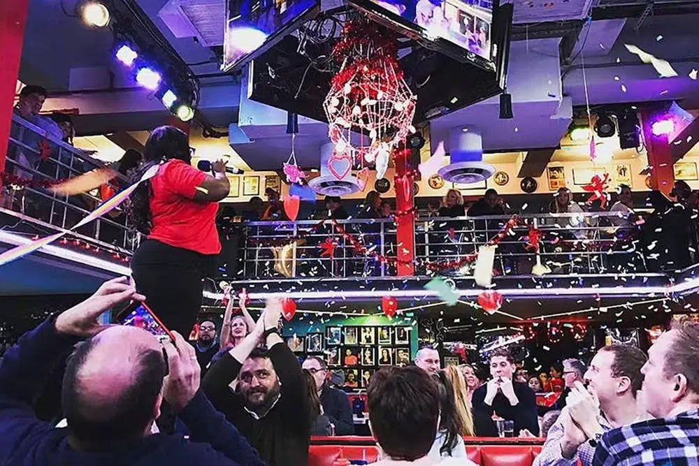 Ellen's Stardust Diner, New York