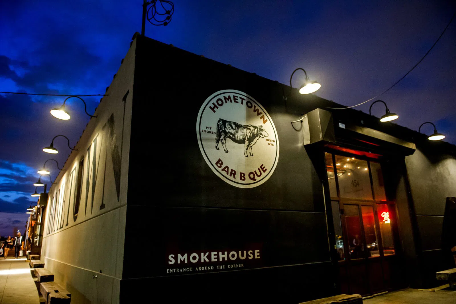 Hometown Bar-B-Que, Nova York